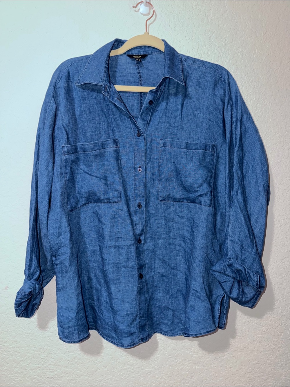 Massimo Dutti Casual Linen Button-Down Shirt